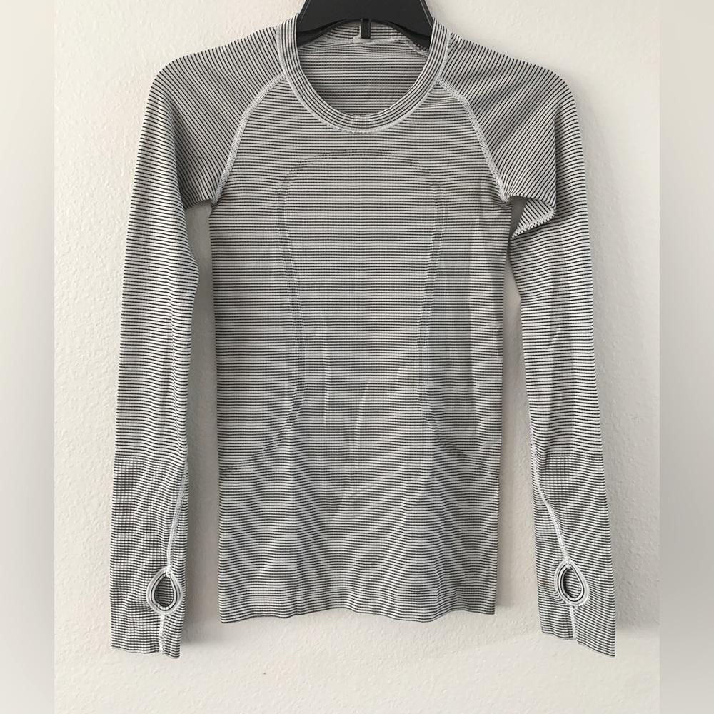 Lululemon athletica running top